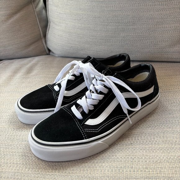 Vans Old Skool Lace-Up Sneaker - Picture 1 of 5
